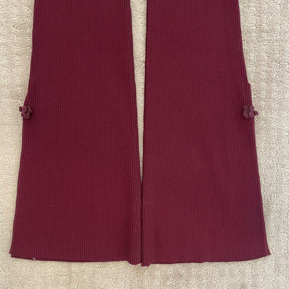Elegant Burgundy Boot Cut Set - Picture 3 of 3